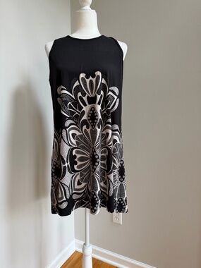 Papillon Blanc Black Tunic with Cream Floral Motif